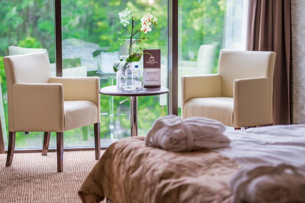 Hotel Trzebnica Kamer foto